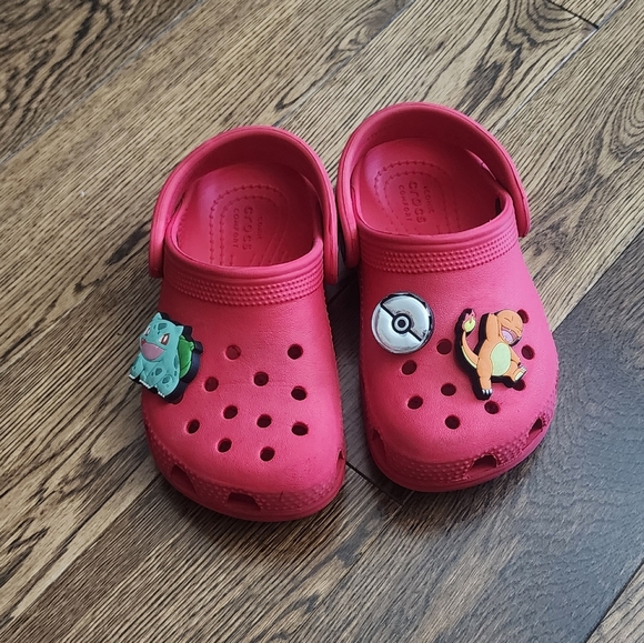Kids Red Crocs With Pokemon Jibbitz Todler Size 8 - Picture 1 of 4